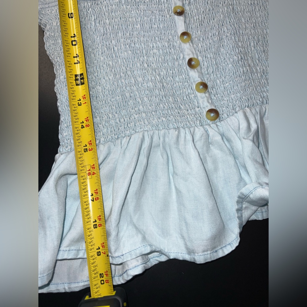 Harper Heritage Light Wash Blue Shoulder Ties Ruffle bottom Tank Size Medium EUC - Picture 7 of 8